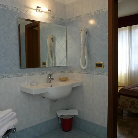 Hotel Ariston