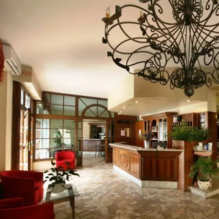 Hotel Ariston 3*
